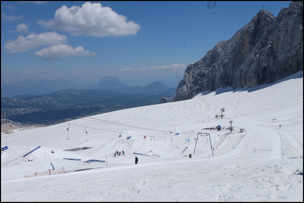 Skipisten am Dachstein Gletscher