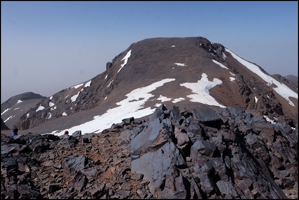 Blick vom Ras Ouanoukrim zum Timzguida