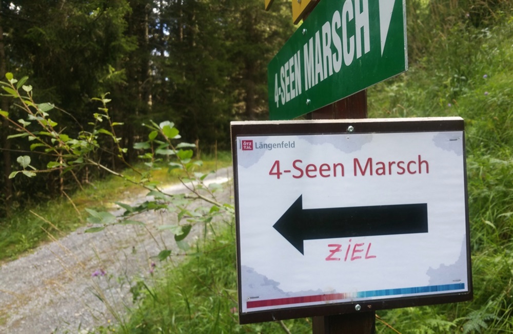 Fast im Ziel - Beschilderung beim 4-Seen-Marsch im Ötztal