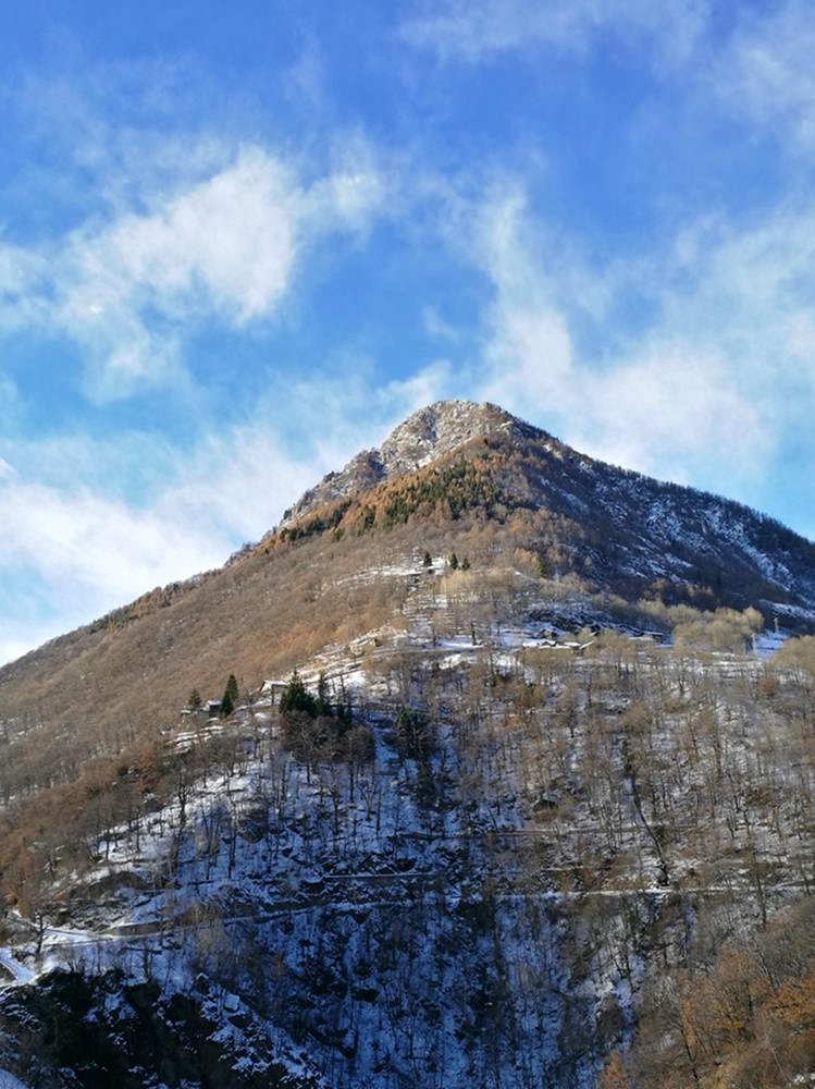 Kein Hausberg - auf den Croix Corma möchte niemand... | Perloz, Aostatal, Italien 