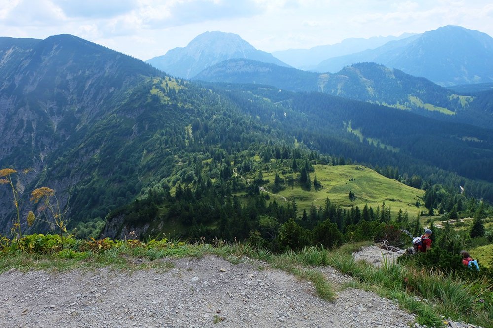 Ausblick vom Schildenstein Gipfel nach Süden | Kreuth, Bayern