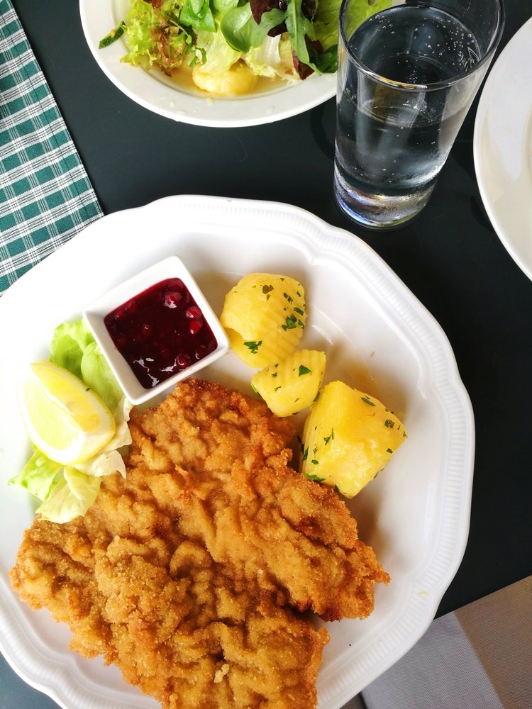 Wiener Schnitzel - traditionelle Bad Ischler Küche