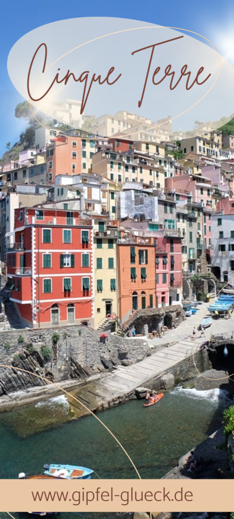 Wanderung durch die Cinque Terre Dörfer im Italien Urlaub