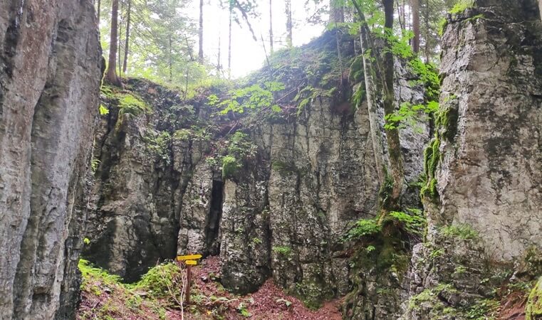 Wanderung durch die Teufelsgasse bei Erpfendorf/ Österreich