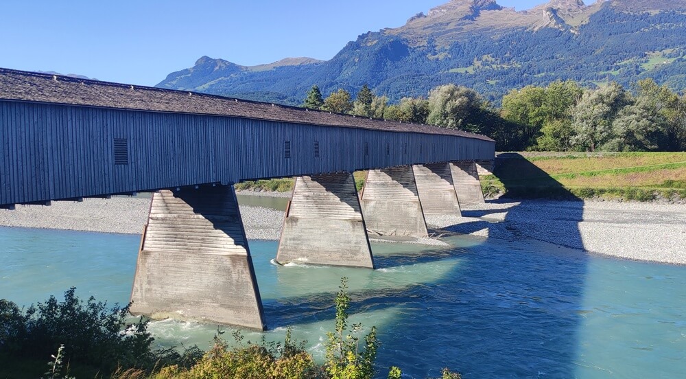 Liechtenstein alte Rhein Brücke