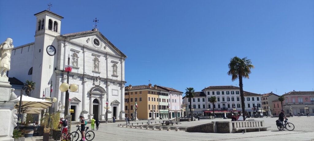 Piazza in Palmanova/ Italien